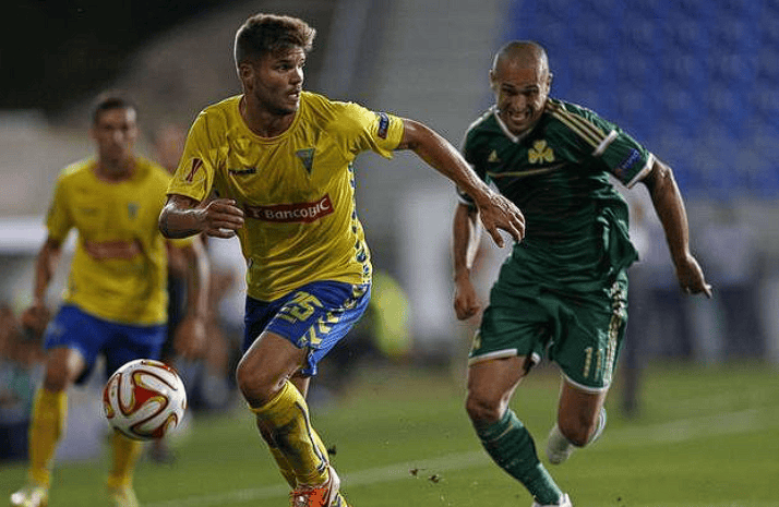 包含莱比锡今晚队长鼓劲，志在葡超名次提升，压力陡增，控场能力受关注的词条